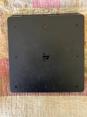 Playstation 4, 1 tb,12 versia