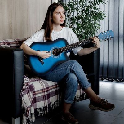Mega skidka, akustik gitara, +2 mediatr bonus