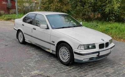 Срочно продам свою BMW E36 M40 - 318 автомат