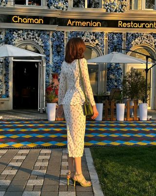 Платье со съёмной баской