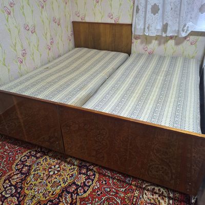 Продаю 2 кровати б/у