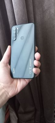 Redmi not 8 4+1 64
