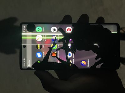 Samsung note 10 ishlaydi ekran ketgan
