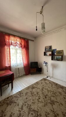 Ижарага 1/3/3 Паркентский базар 1 комнатная в аренду можно 2 студентам