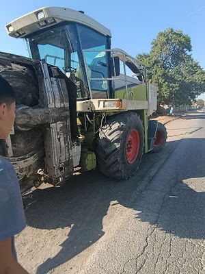 Ягвар 840 сотилади й 2000 холати яхши ишлаябди