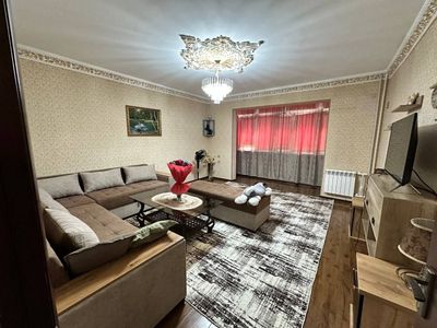 Сдаётся 3/5/9 на м-в Риезий ( паркентский )