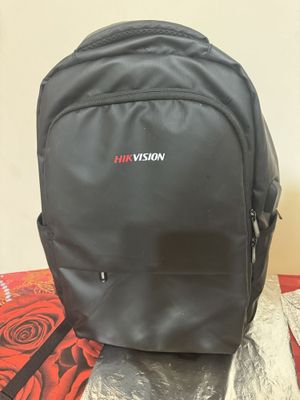 Здравствуйте продам сумка для ноутбуков 15.6”
