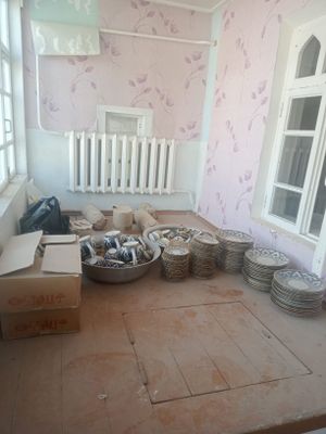 Paxta gullik idishlar sotiladi