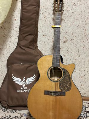 “TYMA”  Polklassic Orginal gitara sotiladi