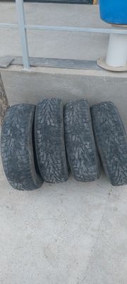Продаються зимние шины !