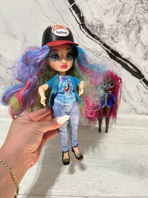 кукла Rainbow High