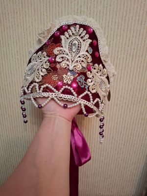 Кокошник ручной работы