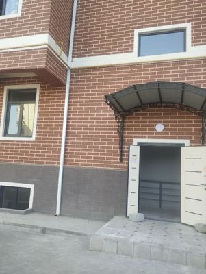 Srochno sotiladi 2 xona shaxar xokimiyati