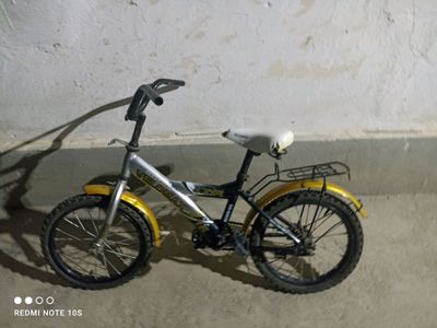 velosiped 2 ta bir hil.Birttasi 400 000 soʻmdan