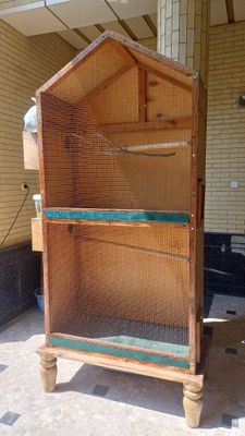 Клетка для тех кто любит птиц разных в отлично состояний есть все