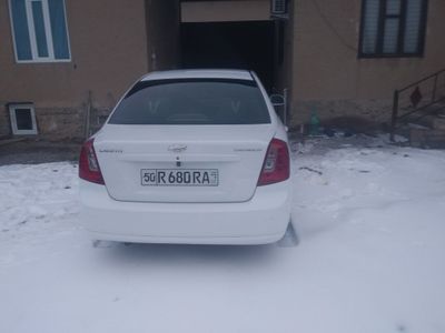 Lacetti машина сотилади