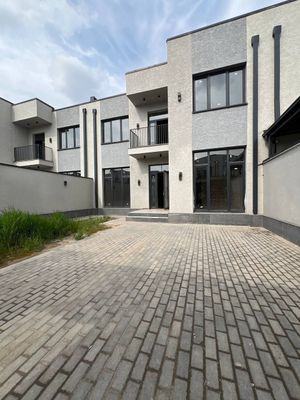 Продается коттедж 5 комнат, ор-р: Узбум/Чайна Таун, 135 м²