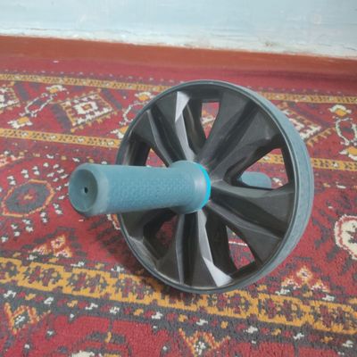 ролик для пресса (аб-роллер).