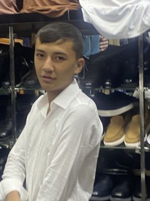 Yaxshi bola xizmatlarizni qiladi
