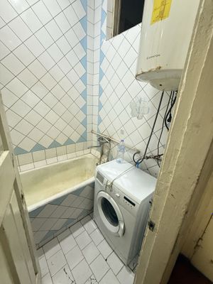 Yakasaroy 2 etaj kv bor holati norm