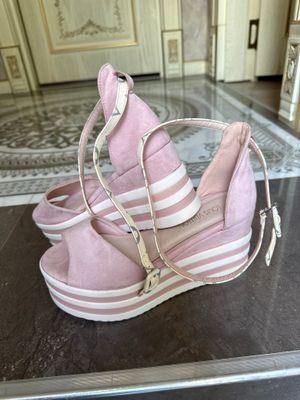 обувь Lous Vuitton с размером 37