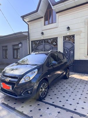 Спарк сотилади айол киши хайдаган