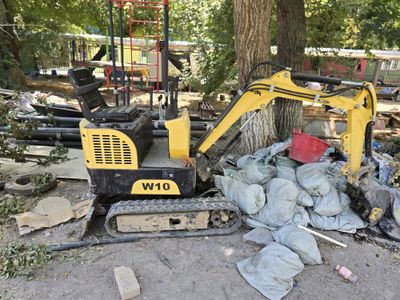 Продажа экскаватора
