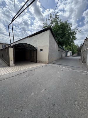 Assalomalekom uy sotiladi oʻzimiki bez makler