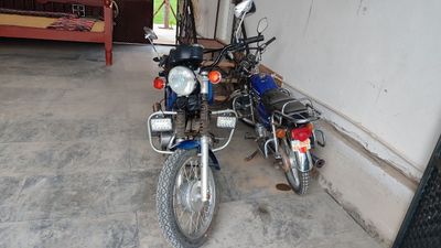 Mototsikl JAVA