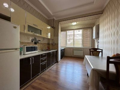 2/2/5 Паркентский - 78 м² - Шампанских Вин - Чизельный