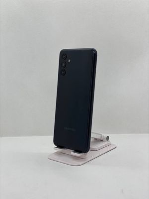 Samsung Gallaxy A04s sotiladi ideyal