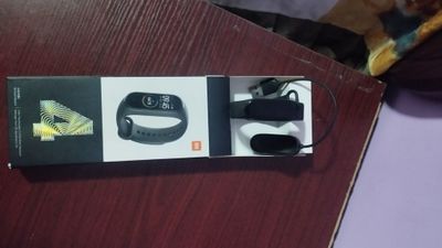 Фитнес браслет MI band 4