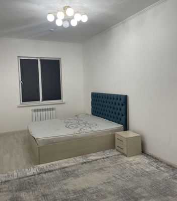 Чилонзор метро ёнида квартира бор