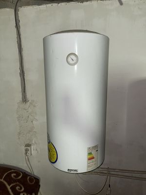 Ariston sotiladi srochna 100 litr (Аристон сотлади)