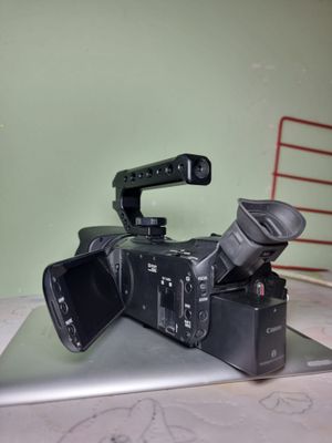 CANON HF G30