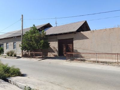 Hovli sotiladi narhi 450mln