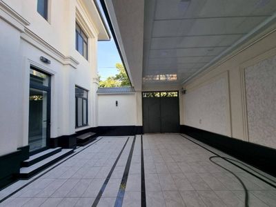 Srochno Chilonzor Dómbirobod 1.7 sotik 6 xona katedj sotiladi