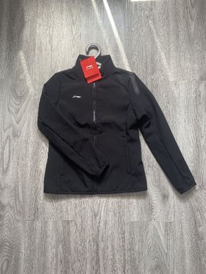 Новая женская куртка Li-Ning AFDT802 — оригинал с биркой!