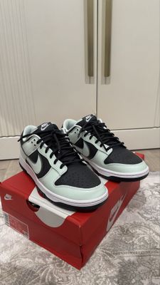 Продаются мужские кроссовки Nike Dunk Low Retro Premium