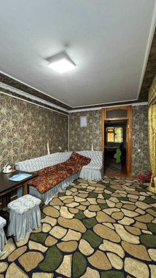 Фрунзиский Часпик супермаркет 1 қават 3 хона квартира сотилади.ID:1414