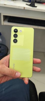 Vivo Y100. Ideal