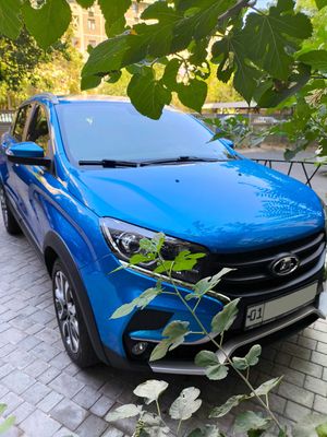 Продаю LADA Xray cross