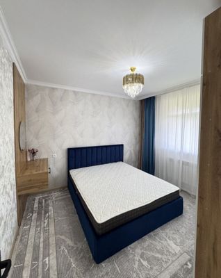 Машина бозор якинида 2 хонали квартира ижарага берилади