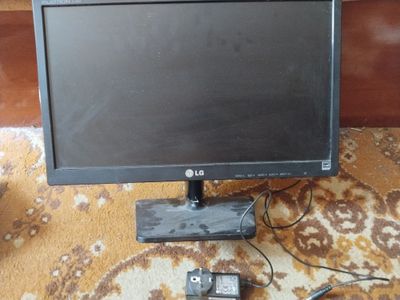 Продам монитор LG 19