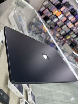 Macbook air 13 inch 2022 m2 8/256gb