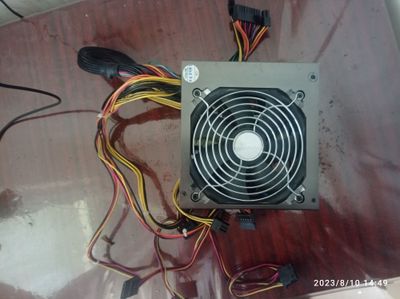 БП HantKey 500W. Пломбы на месте