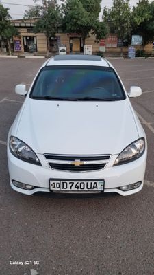 Продаётся автомобиль Gentra 1.5