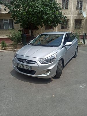 Продам хундай акцент 2015 года