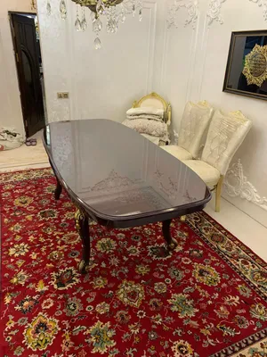 ITALIYANSKI STO'L XOLATI TINU