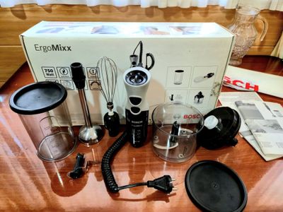 Блендер Bosch 750 w.